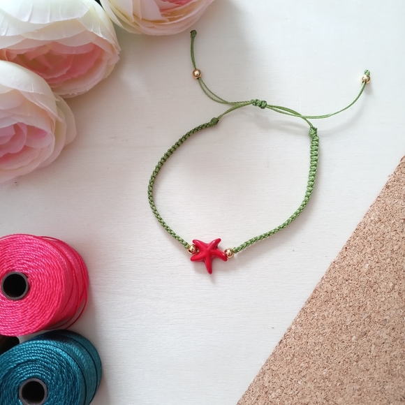 Adjustable Start Bracelet - Picture 2 of 7